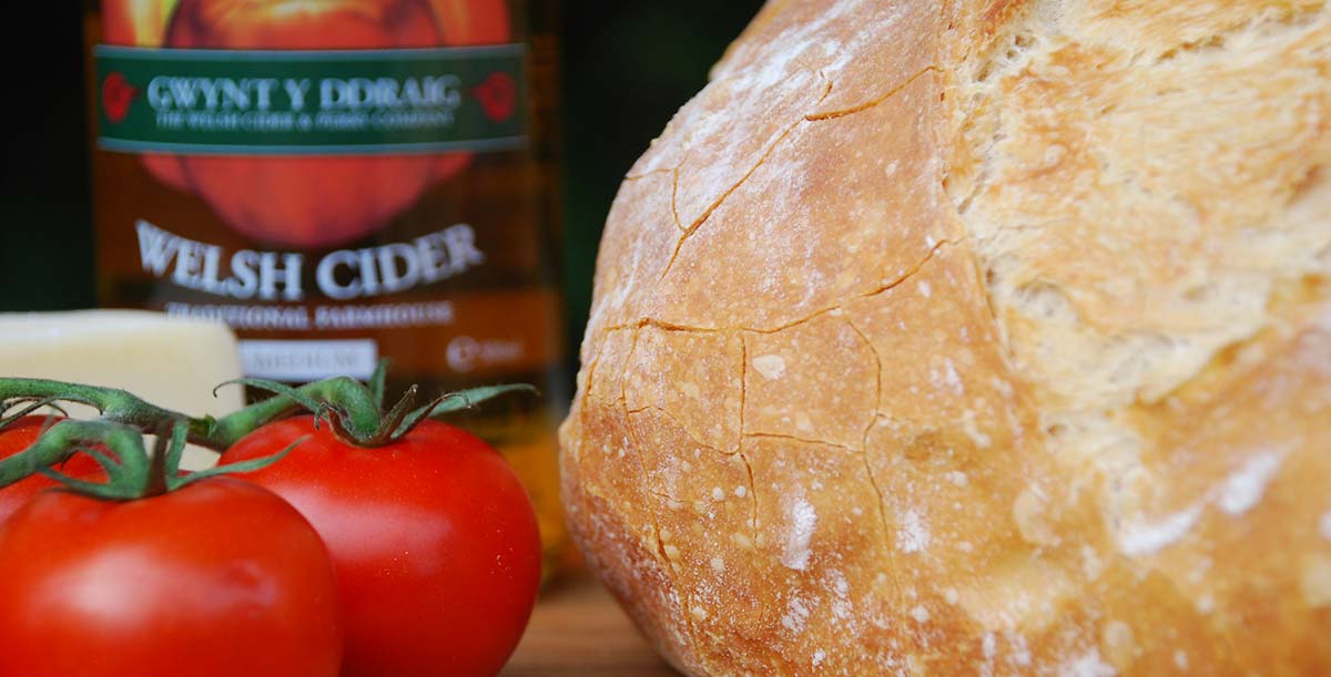 Bread & Tomato